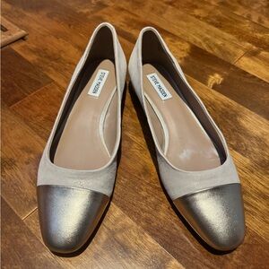 Steve Madden Women's Silver and Gray Loafers